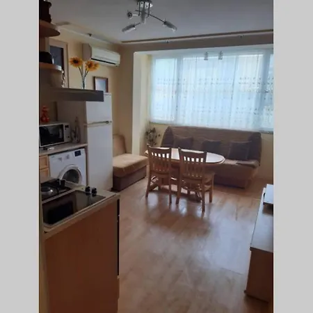 Apartman самостоятелен на брега на морето Obzor