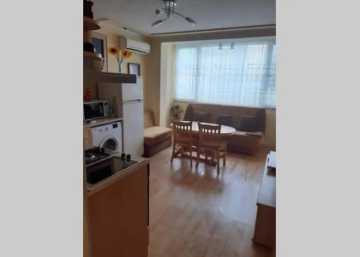 Apartment самостоятелен на брега на морето Obsor